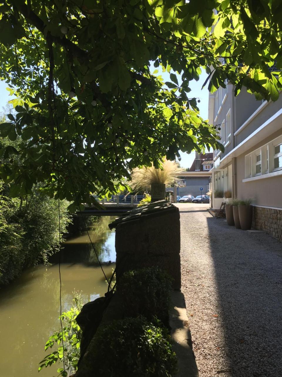 Hostellerie De La Riviere Saint-Étienne-au-Mont Exterior photo